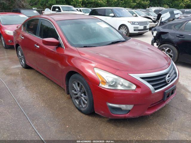  Salvage Nissan Altima