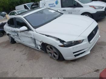  Salvage Jaguar XE