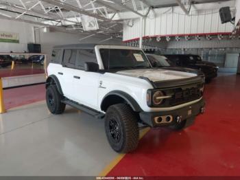  Salvage Ford Bronco
