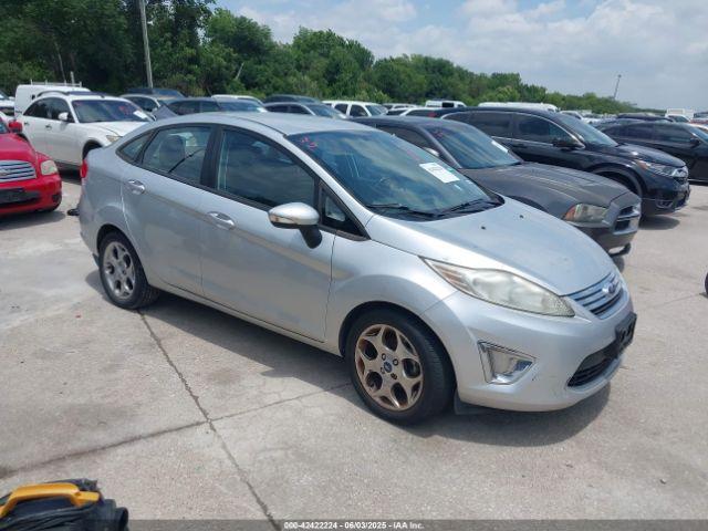  Salvage Ford Fiesta