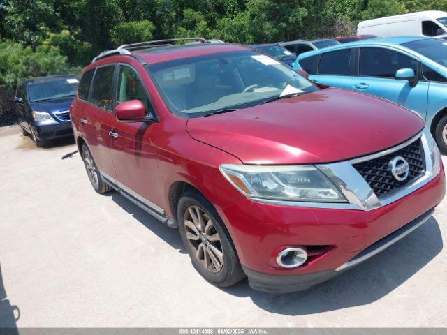  Salvage Nissan Pathfinder