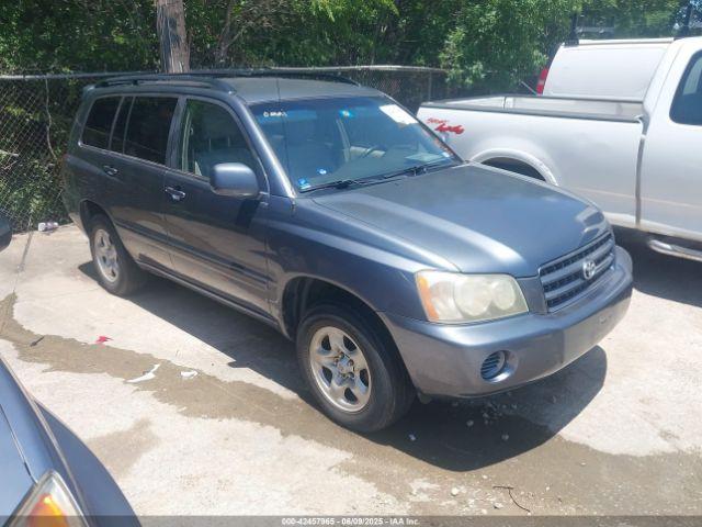  Salvage Toyota Highlander