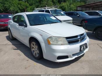  Salvage Dodge Avenger