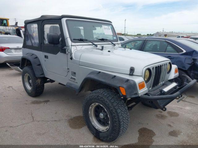  Salvage Jeep Wrangler