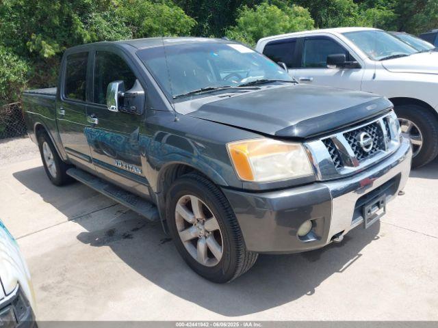  Salvage Nissan Titan