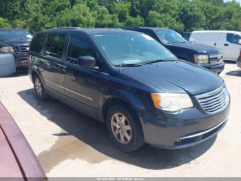  Salvage Chrysler Town & Country