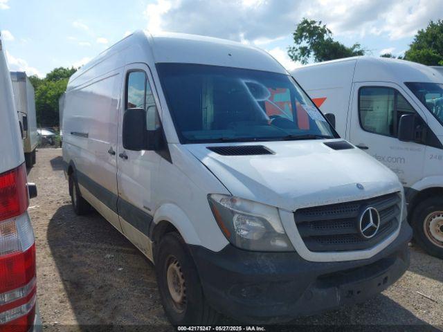  Salvage Mercedes-Benz Sprinter 2500