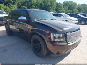  Salvage Chevrolet Avalanche 1500