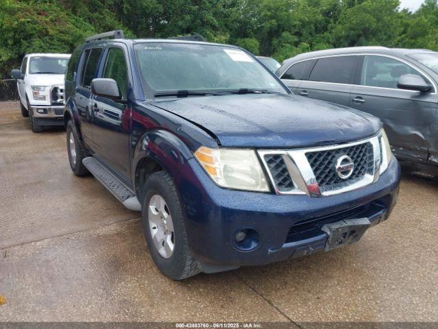  Salvage Nissan Pathfinder