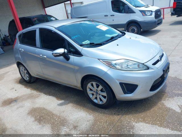  Salvage Ford Fiesta