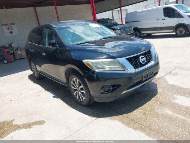  Salvage Nissan Pathfinder