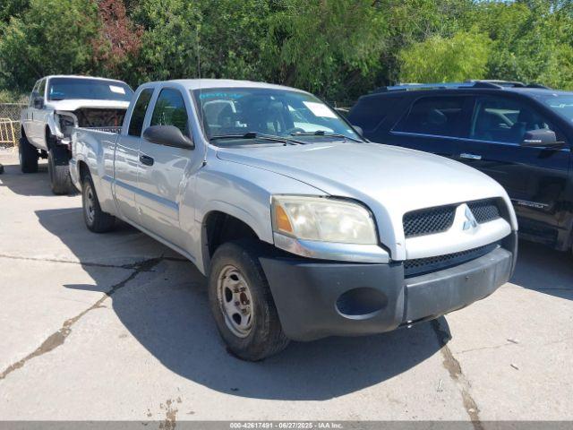  Salvage Mitsubishi Raider
