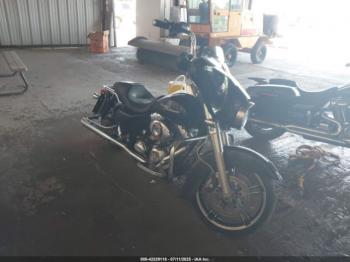  Salvage Harley-Davidson Flhx