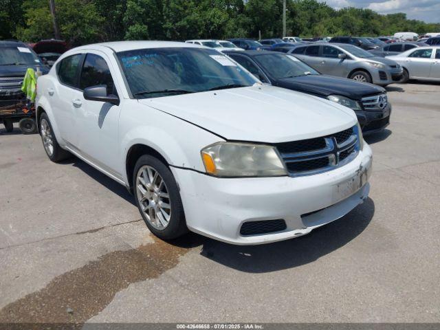  Salvage Dodge Avenger