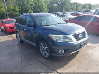  Salvage Nissan Pathfinder