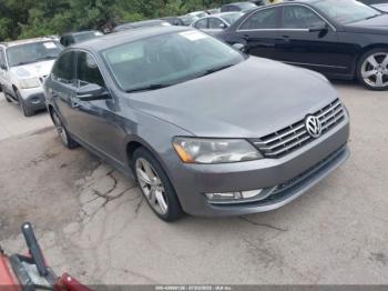  Salvage Volkswagen Passat