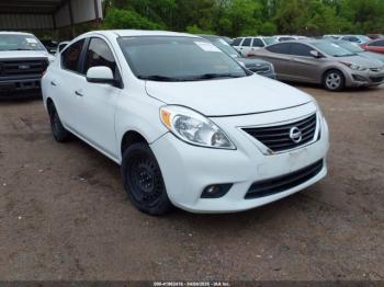  Salvage Nissan Versa