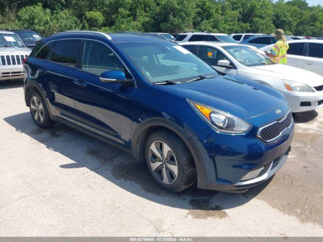  Salvage Kia Niro