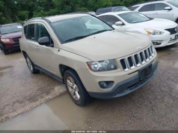  Salvage Jeep Compass