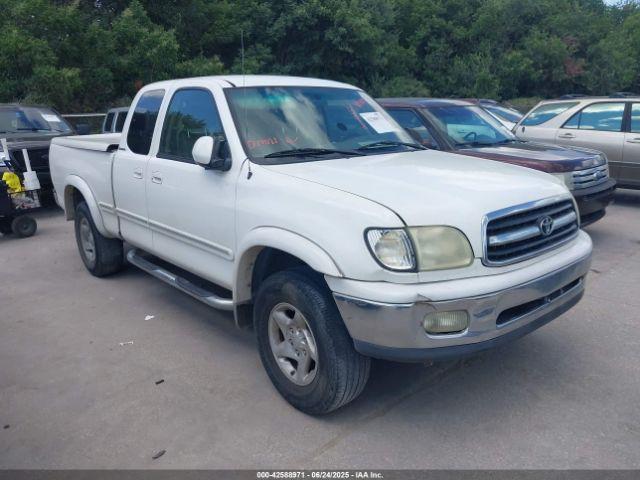  Salvage Toyota Tundra