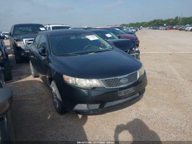  Salvage Kia Forte