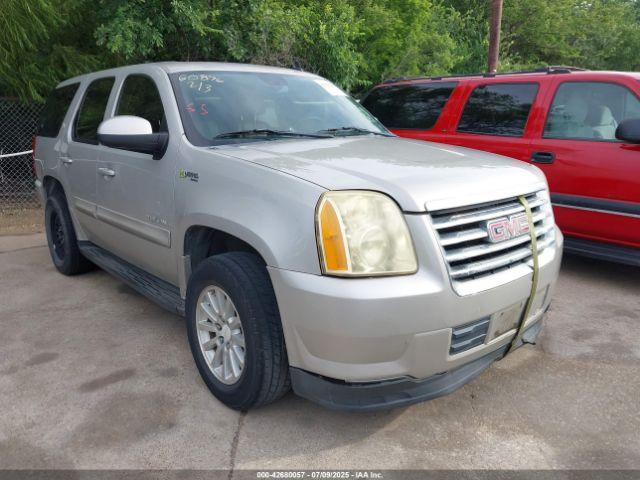  Salvage GMC Yukon