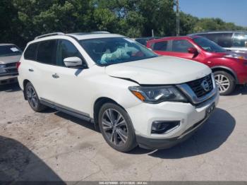  Salvage Nissan Pathfinder