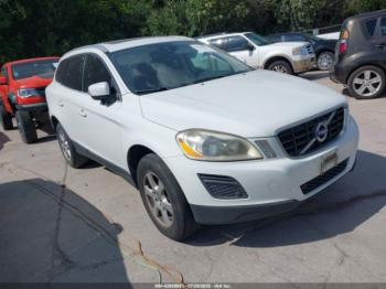 Salvage Volvo XC60