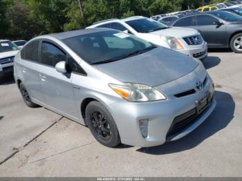  Salvage Toyota Prius