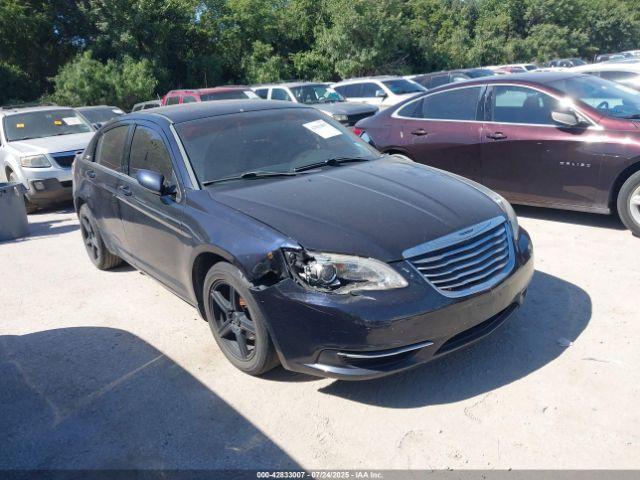  Salvage Chrysler 200