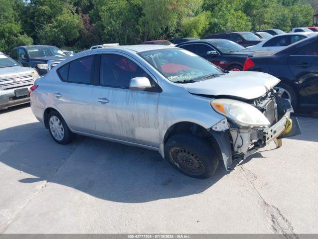  Salvage Nissan Versa