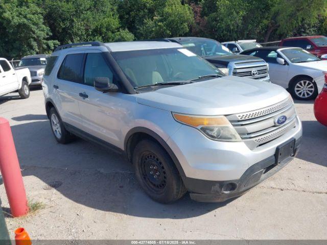  Salvage Ford Explorer