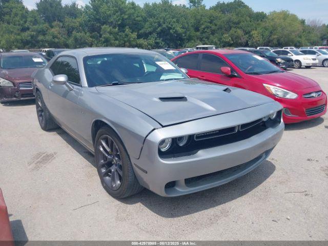  Salvage Dodge Challenger