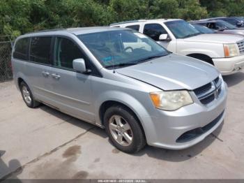  Salvage Dodge Grand Caravan