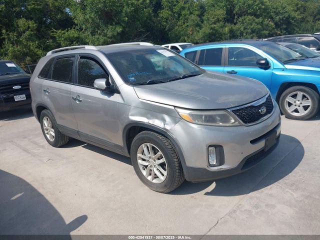  Salvage Kia Sorento