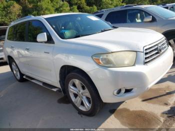  Salvage Toyota Highlander