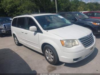  Salvage Chrysler Town & Country