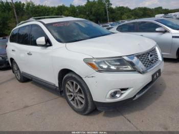 Salvage Nissan Pathfinder