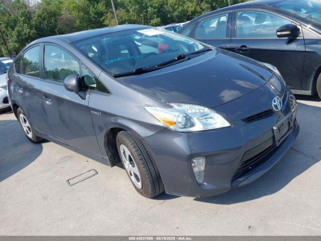  Salvage Toyota Prius