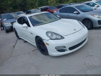  Salvage Porsche Panamera
