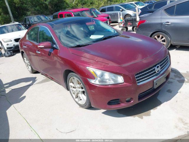 Salvage Nissan Maxima