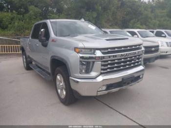  Salvage Chevrolet Silverado 2500