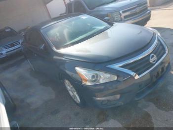  Salvage Nissan Altima