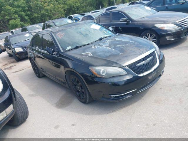  Salvage Chrysler 200