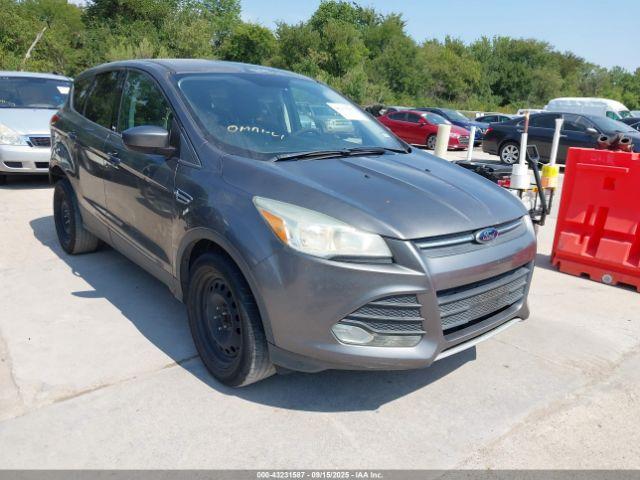  Salvage Ford Escape
