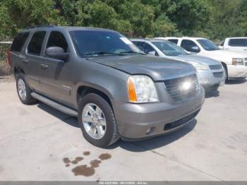  Salvage GMC Yukon