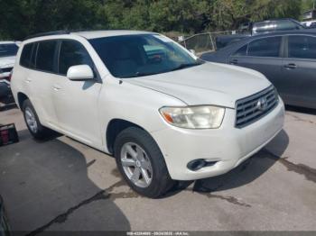  Salvage Toyota Highlander