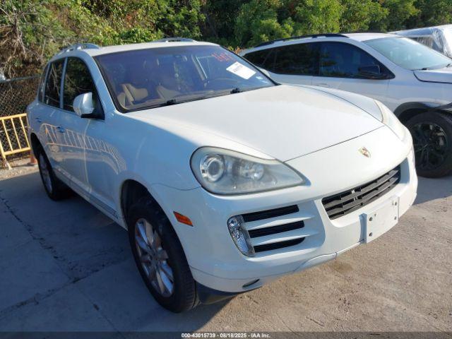  Salvage Porsche Cayenne