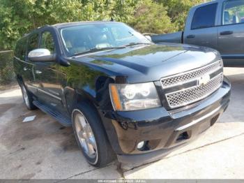  Salvage Chevrolet Suburban 1500