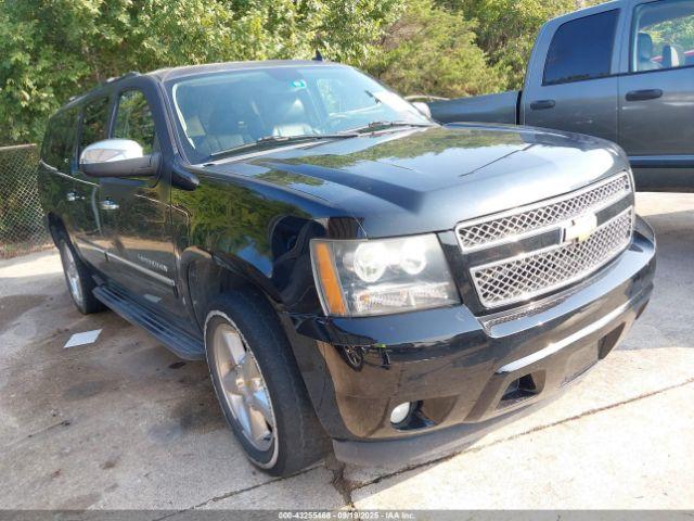  Salvage Chevrolet Suburban 1500